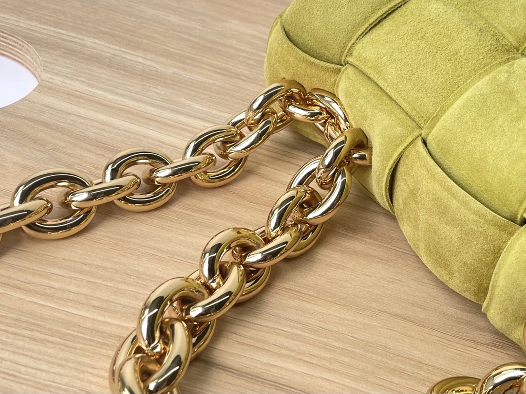 보테가베네타 숄더백