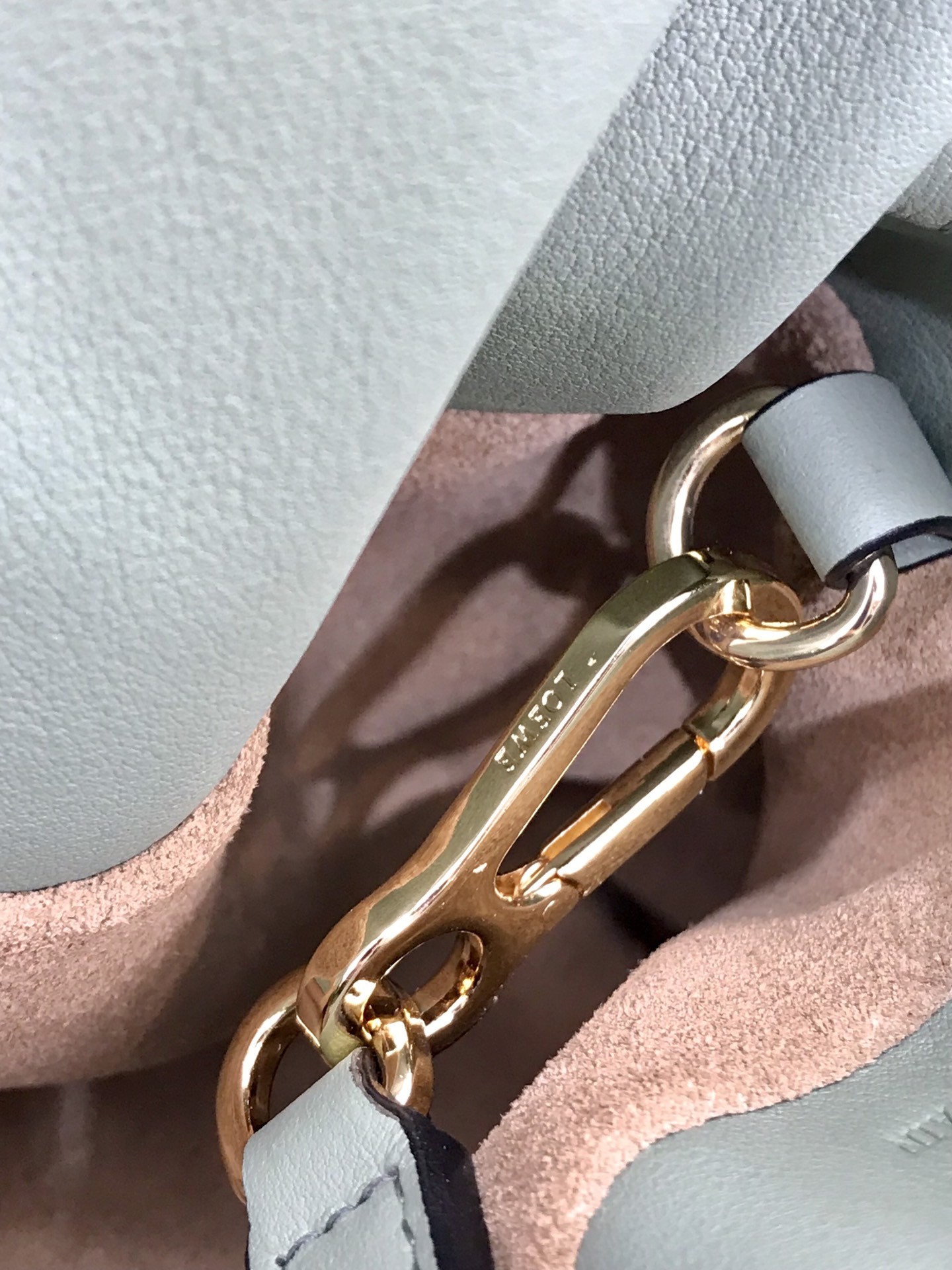 로에베 여성 숄더 백