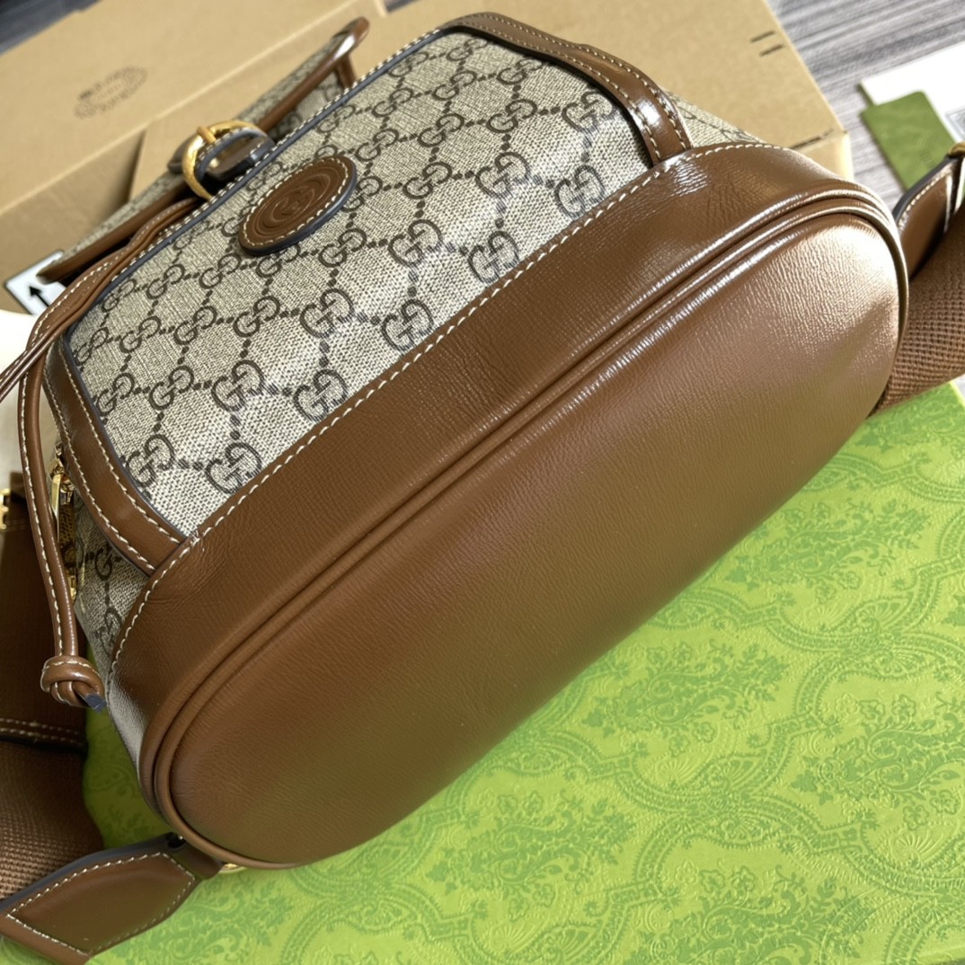 구찌 GUCCI 인터로킹 G 백팩