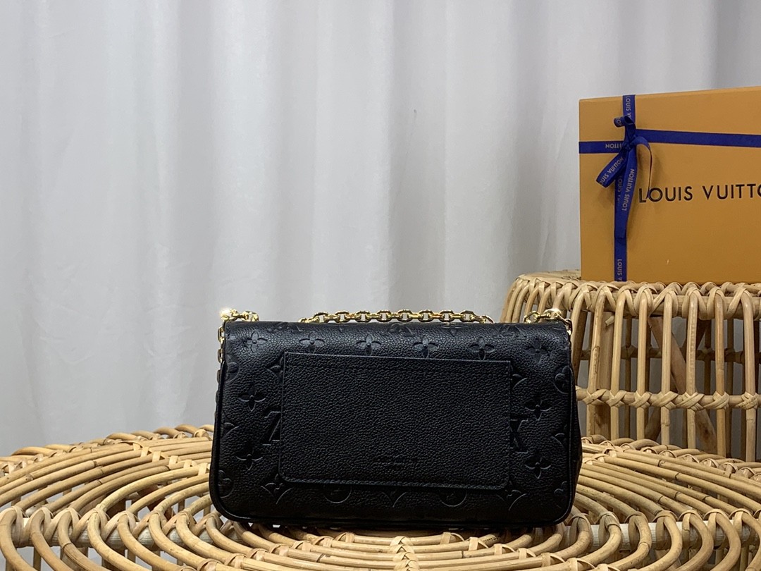 루이비통 LV Marceau 숄더 백