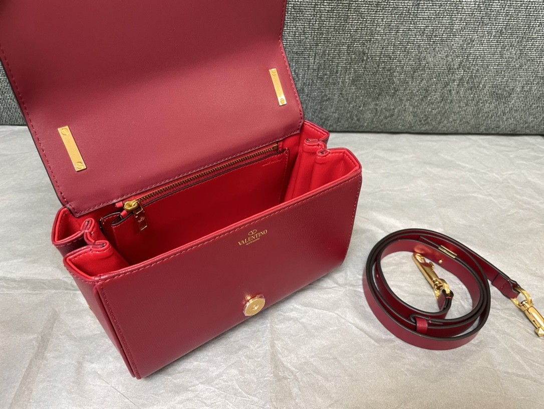발렌티노 숄더백