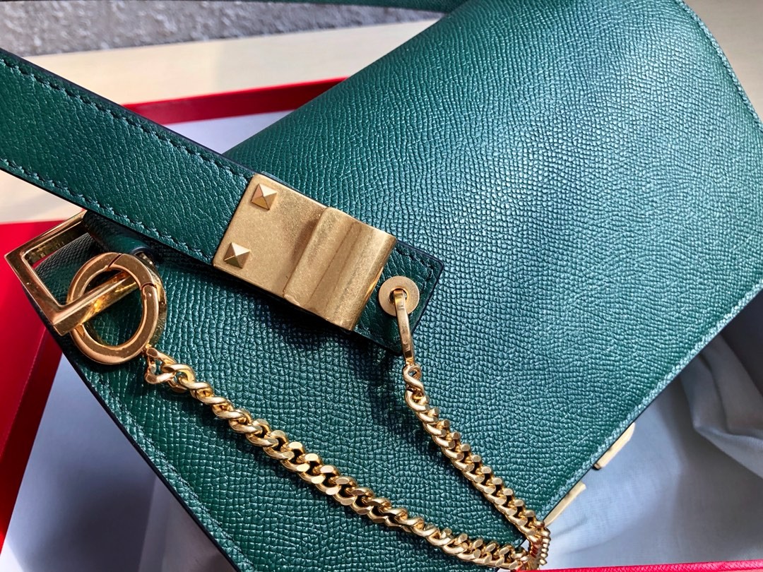 발렌티노 가라바니 숄더백