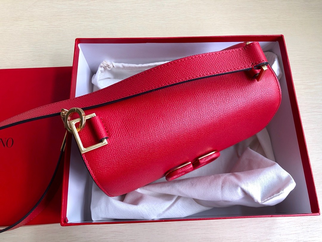 발렌티노 가라바니 숄더백