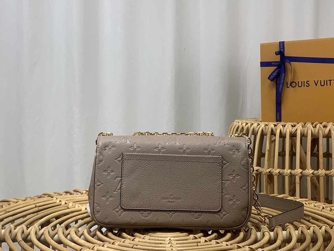 루이비통 LV Marceau 숄더 백