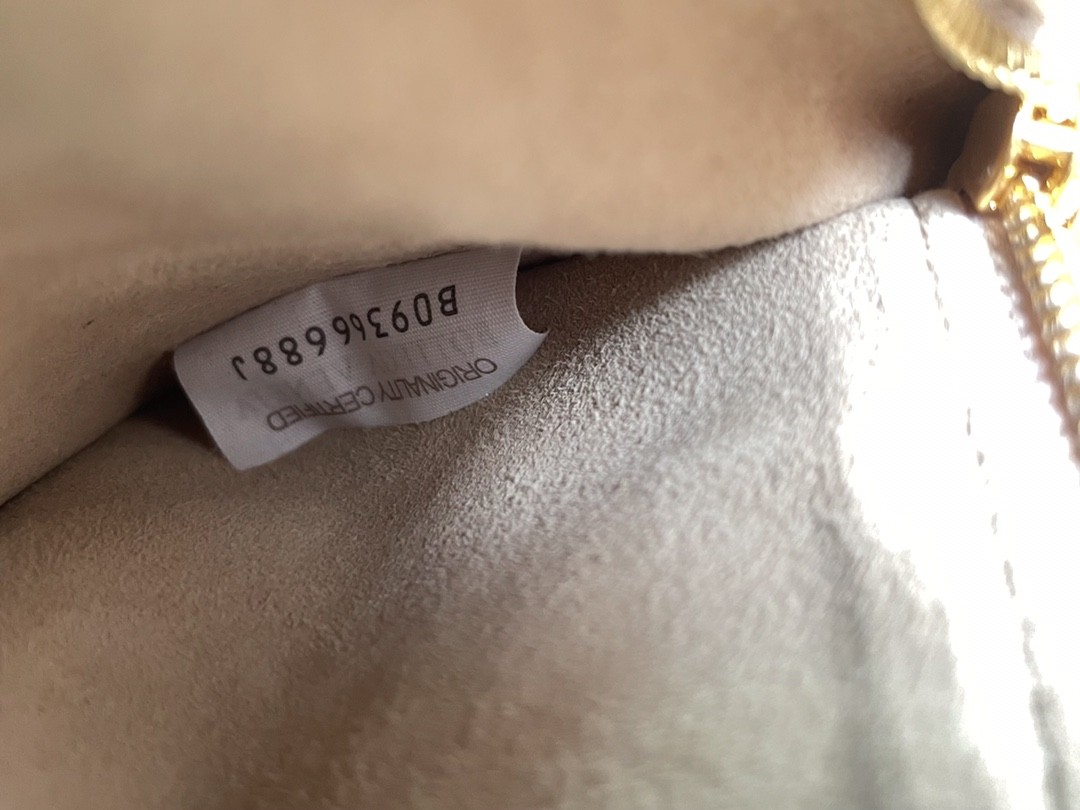 보테가베네타 숄더백