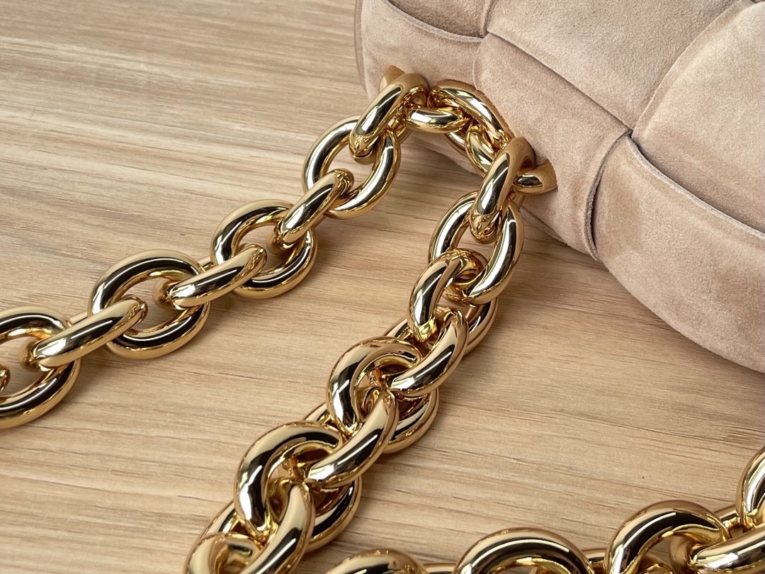 보테가베네타 숄더백