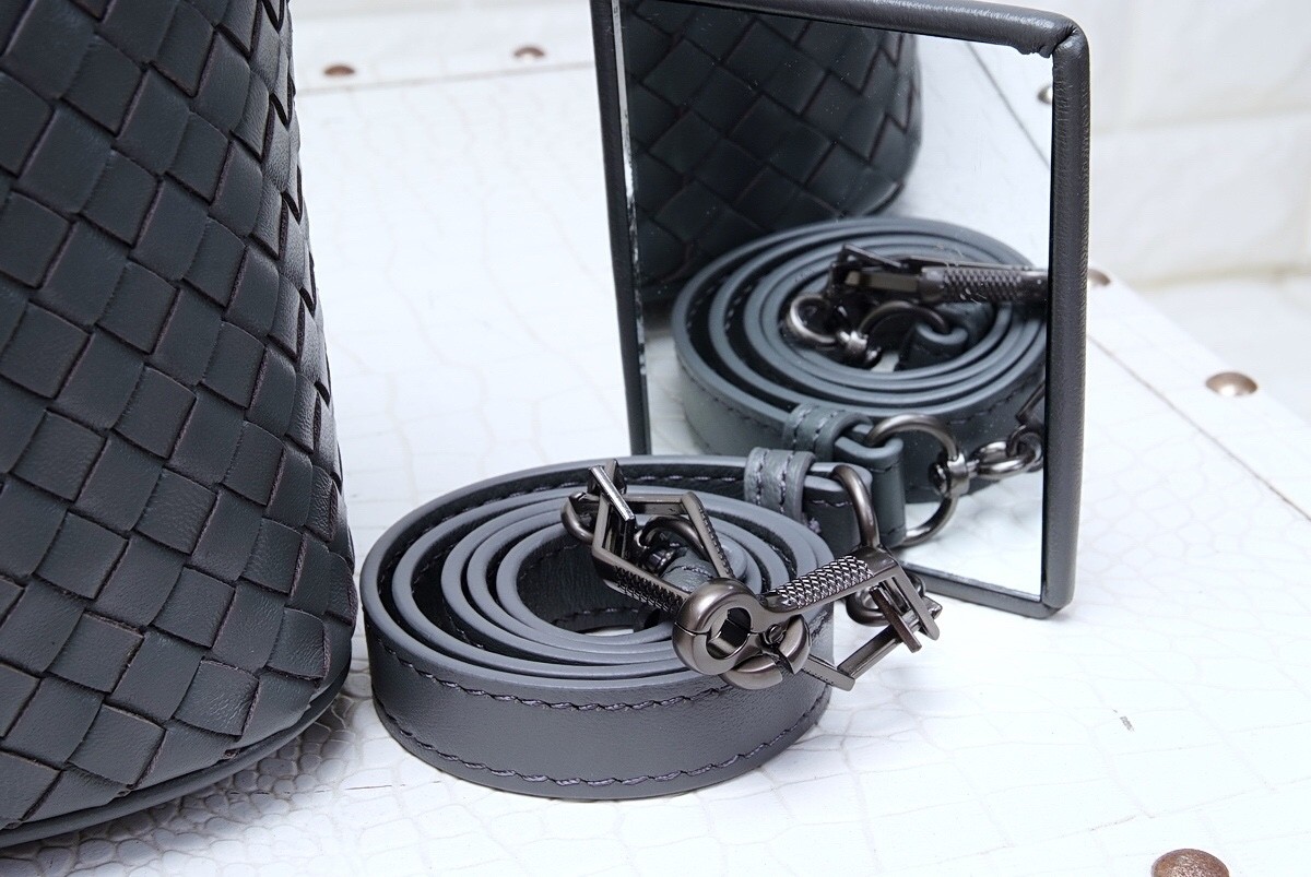 보테가베네타 BV 숄더 백