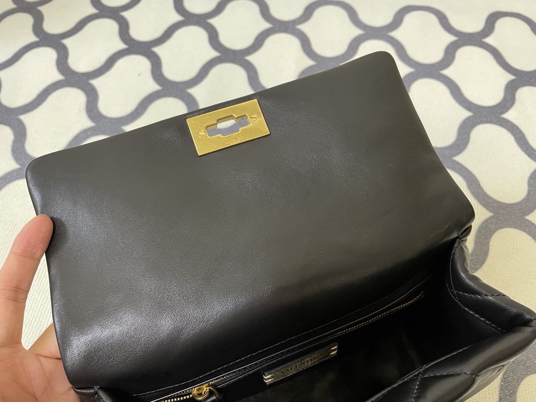 발렌티노 토트백