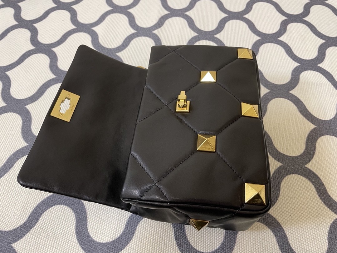 발렌티노 토트백