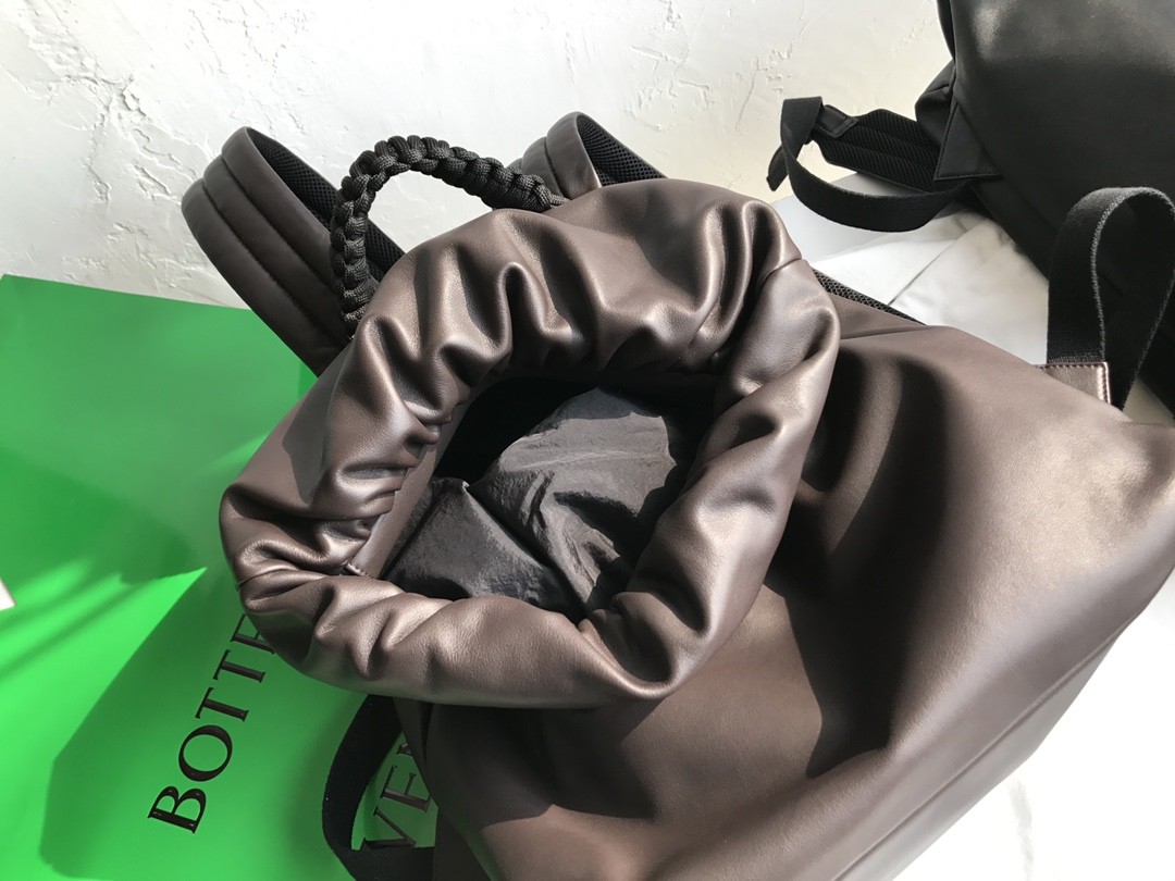 보테가베네타 BV 파우치 백