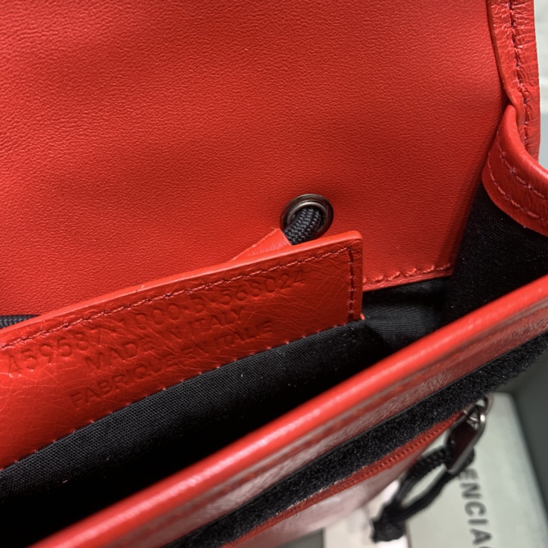 발렌시아가 크로스백