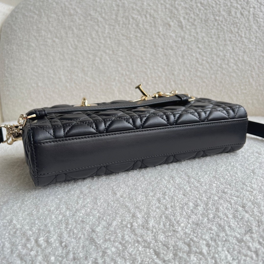 디올 DIOR Lady D-Joy 레이디 디-조이 토트 백