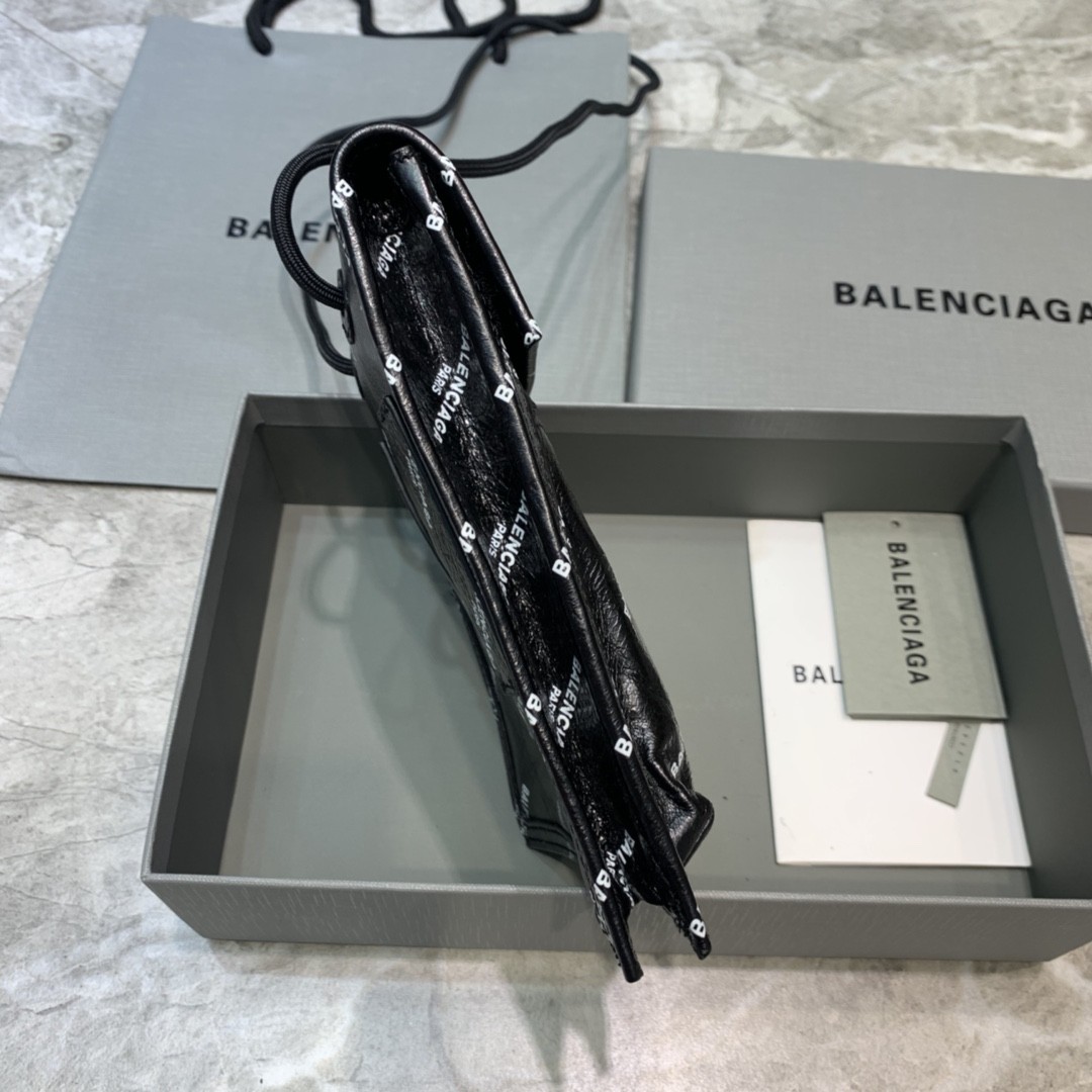 발렌시아가 크로스백