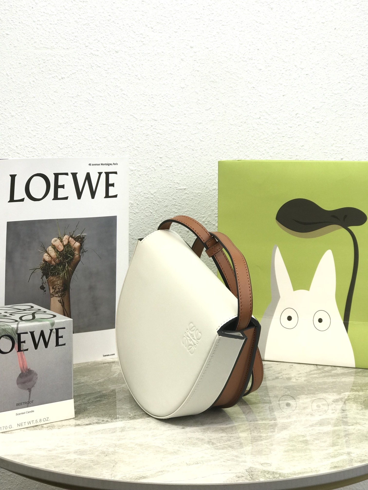 로에베 숄더 백