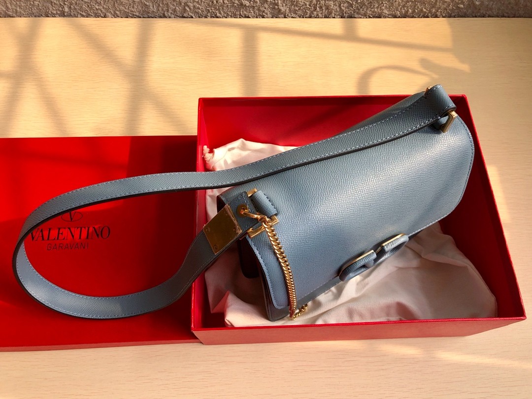 발렌티노 가라바니 숄더백
