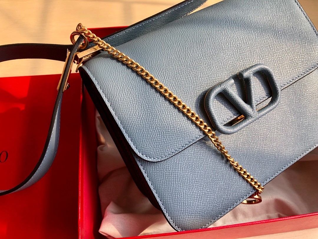 발렌티노 가라바니 숄더백