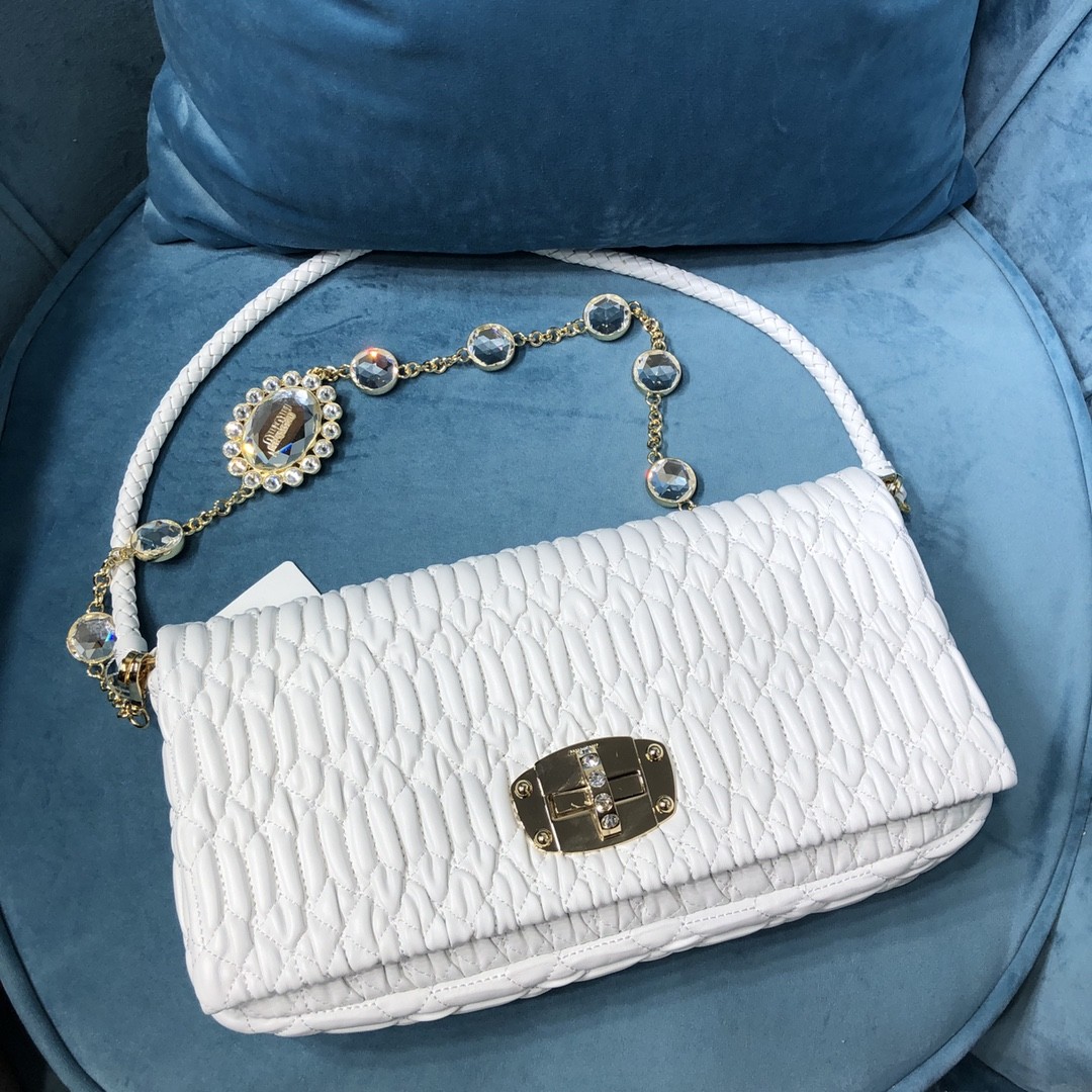 미우미우 아이코닉 크라스탈 숄더백