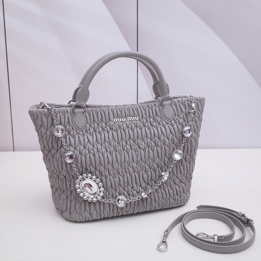 미우미우 마테라쎄 크리스탈 체인 투웨이 토트백