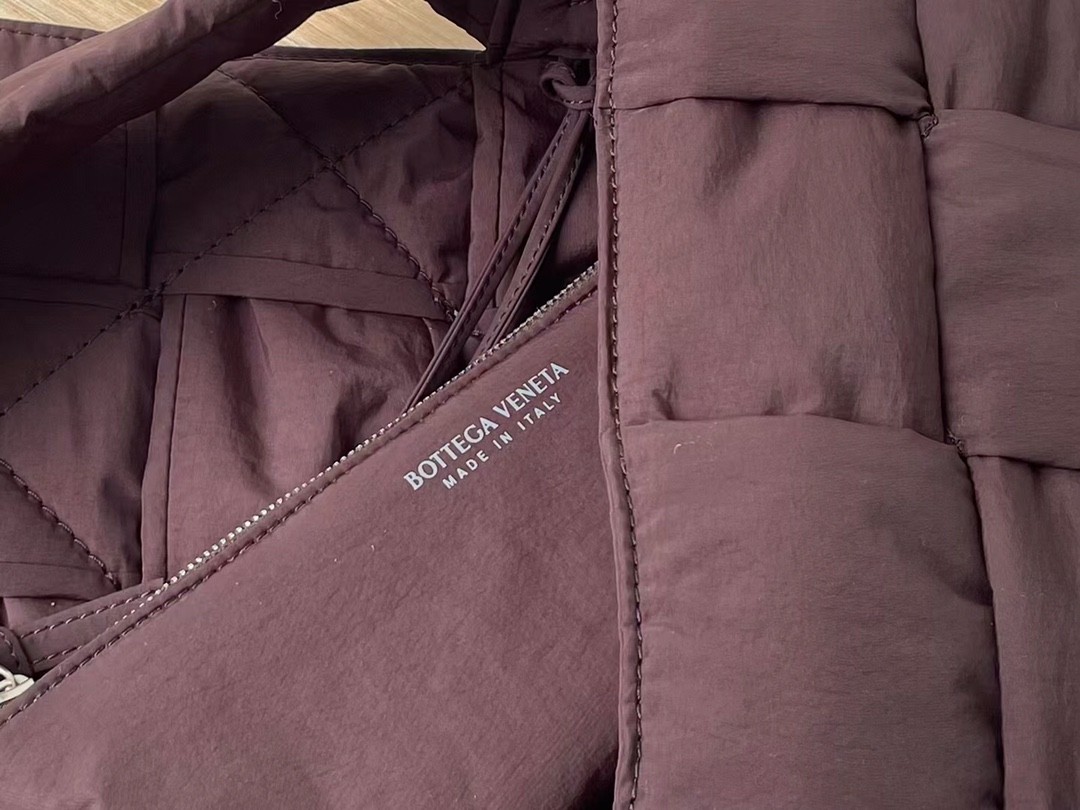 보테가베네타 BV 크로스 백