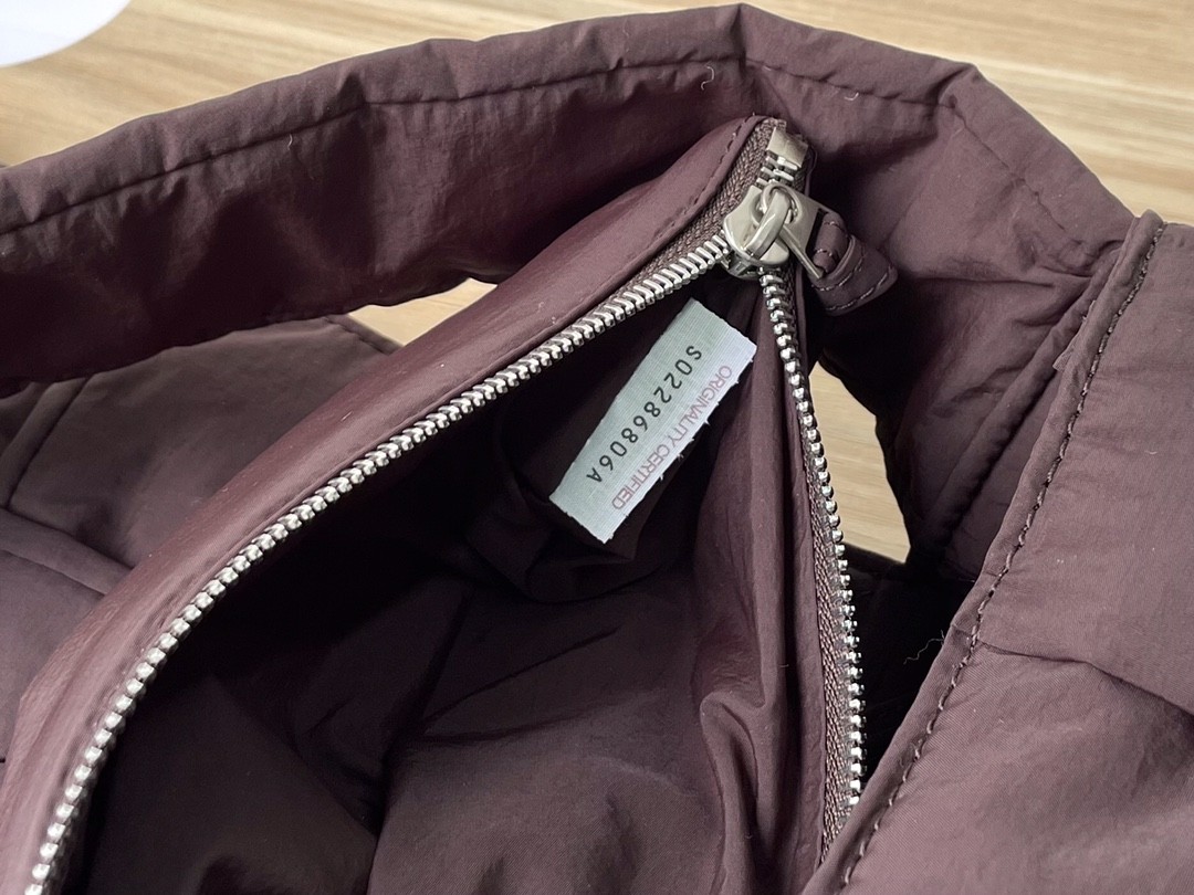 보테가베네타 BV 크로스 백