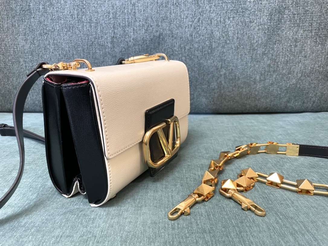 발렌티노 숄더백