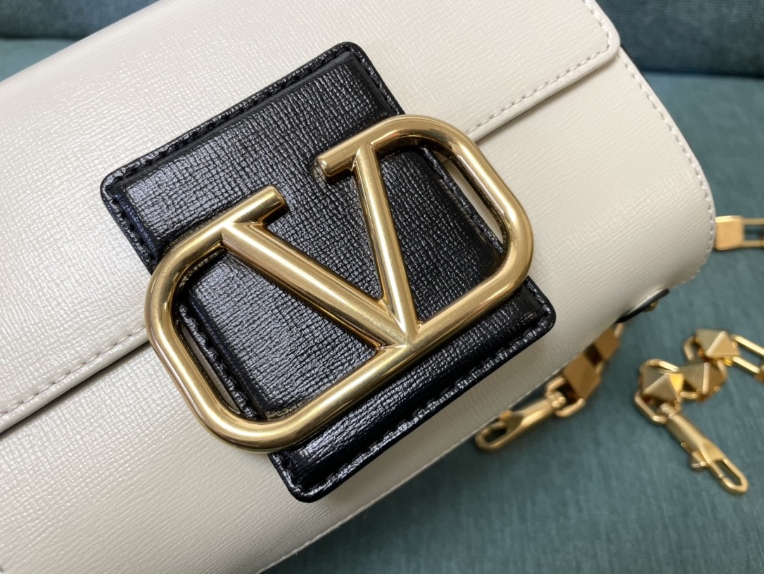 발렌티노 숄더백