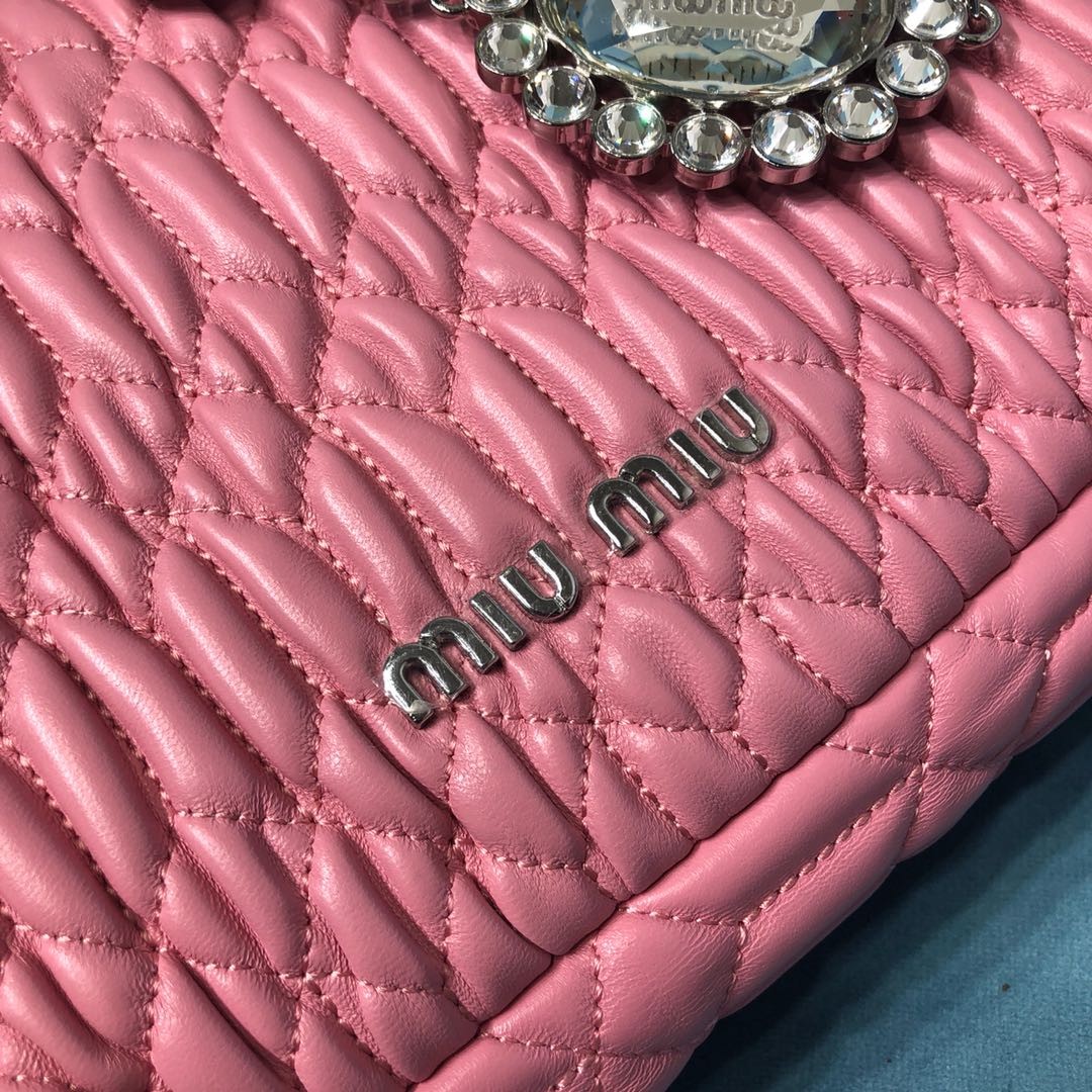 미우미우 숄더백