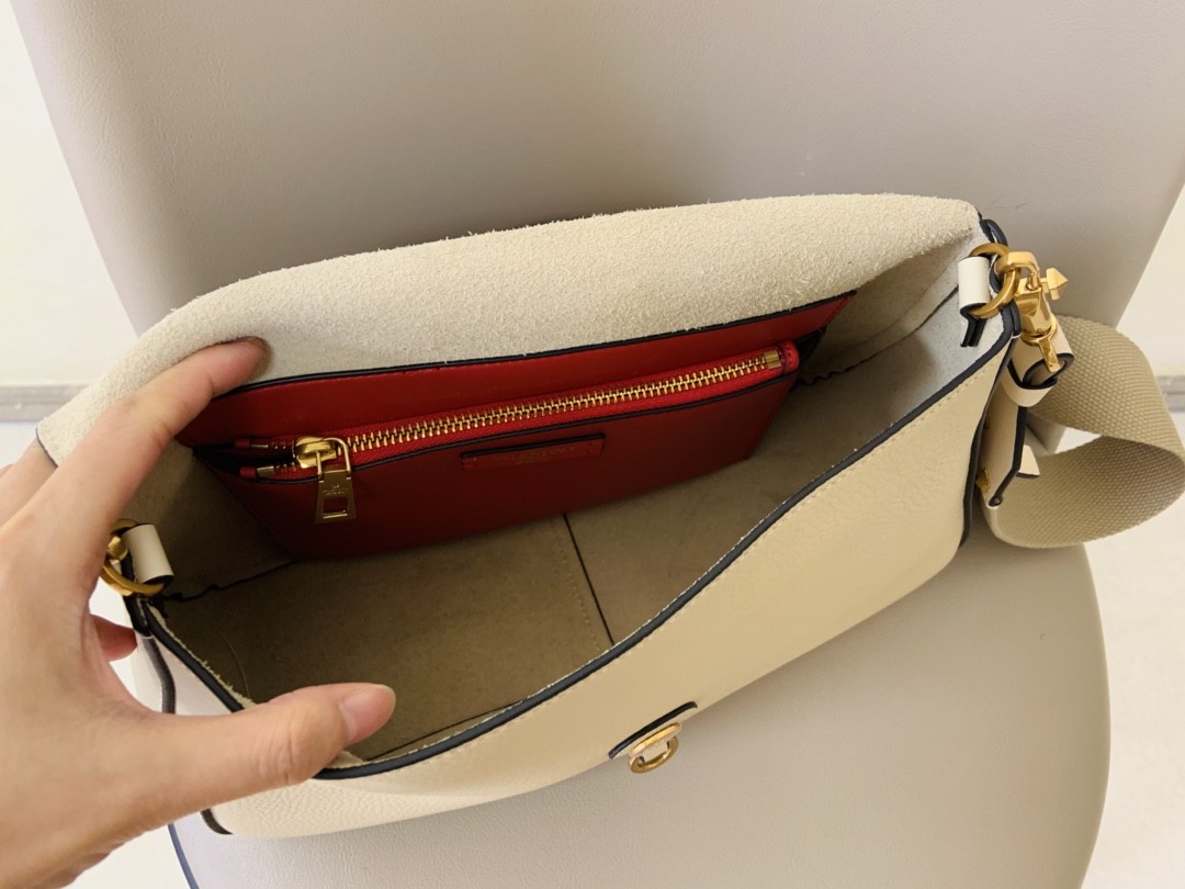 발렌티노 숄더백