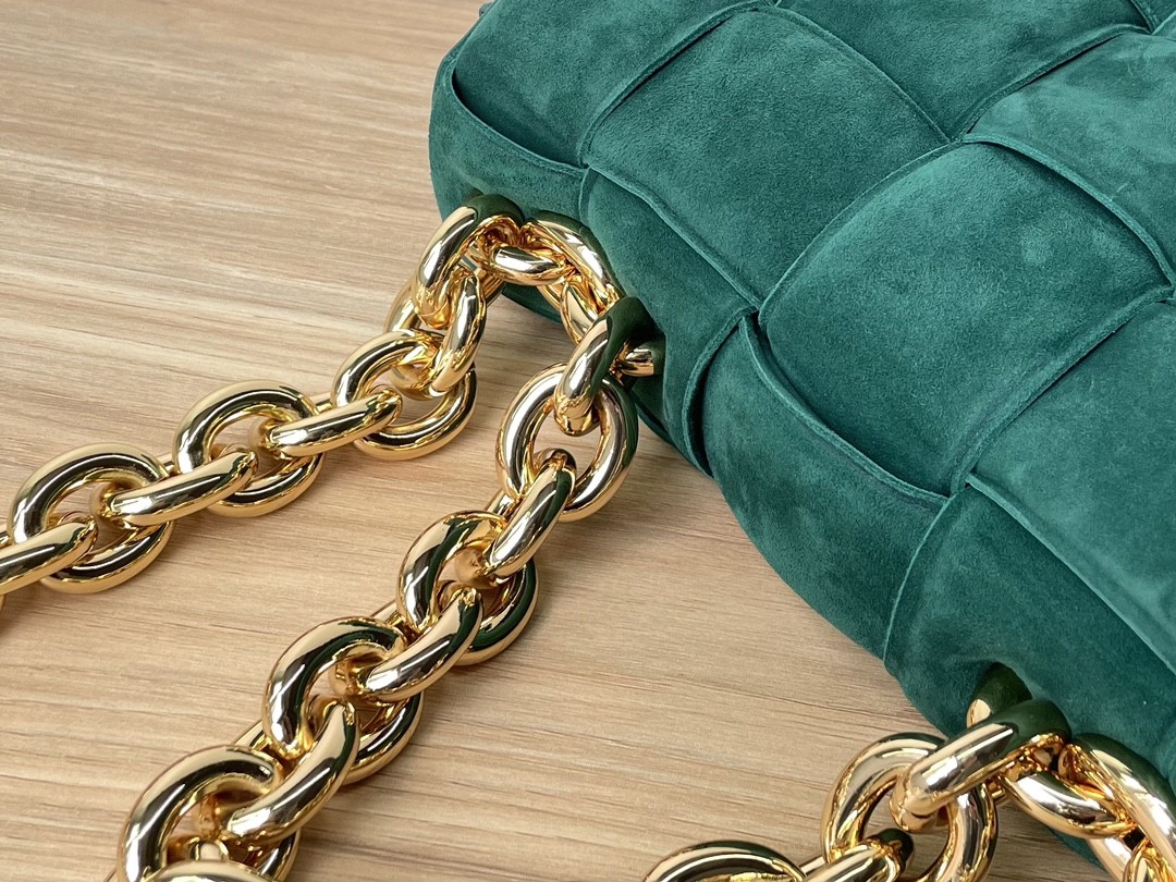 보테가베네타 숄더백