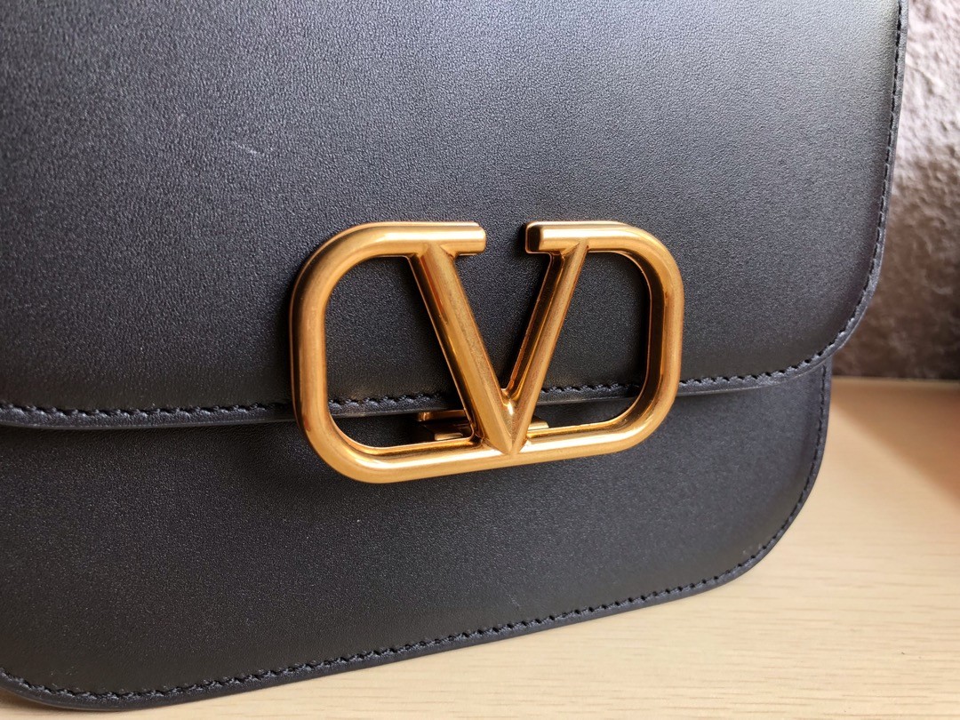 발렌티노 숄더백