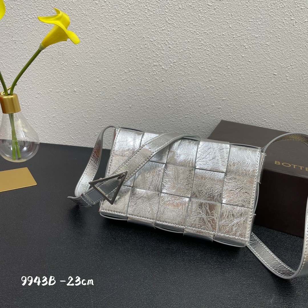 보테가베네타 카세트백