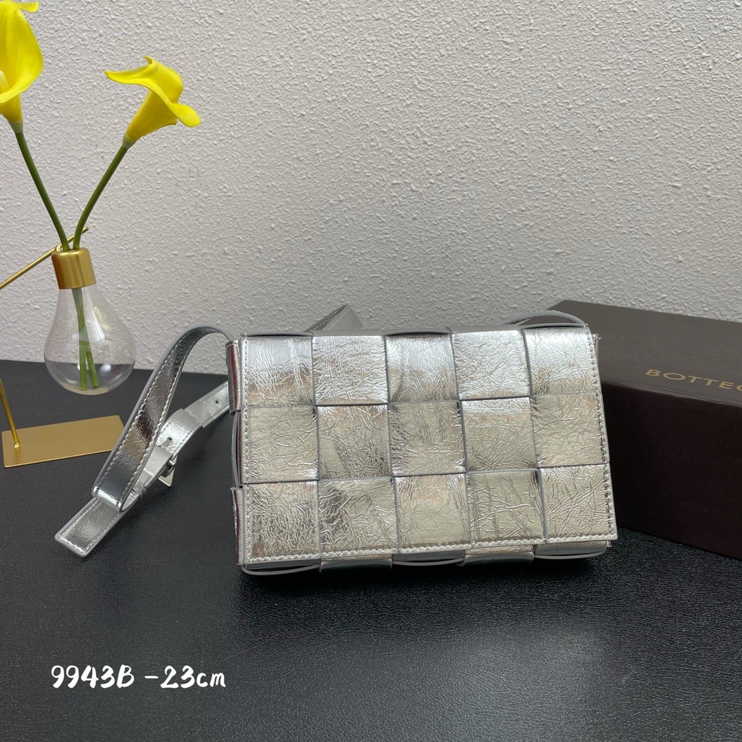 보테가베네타 카세트백