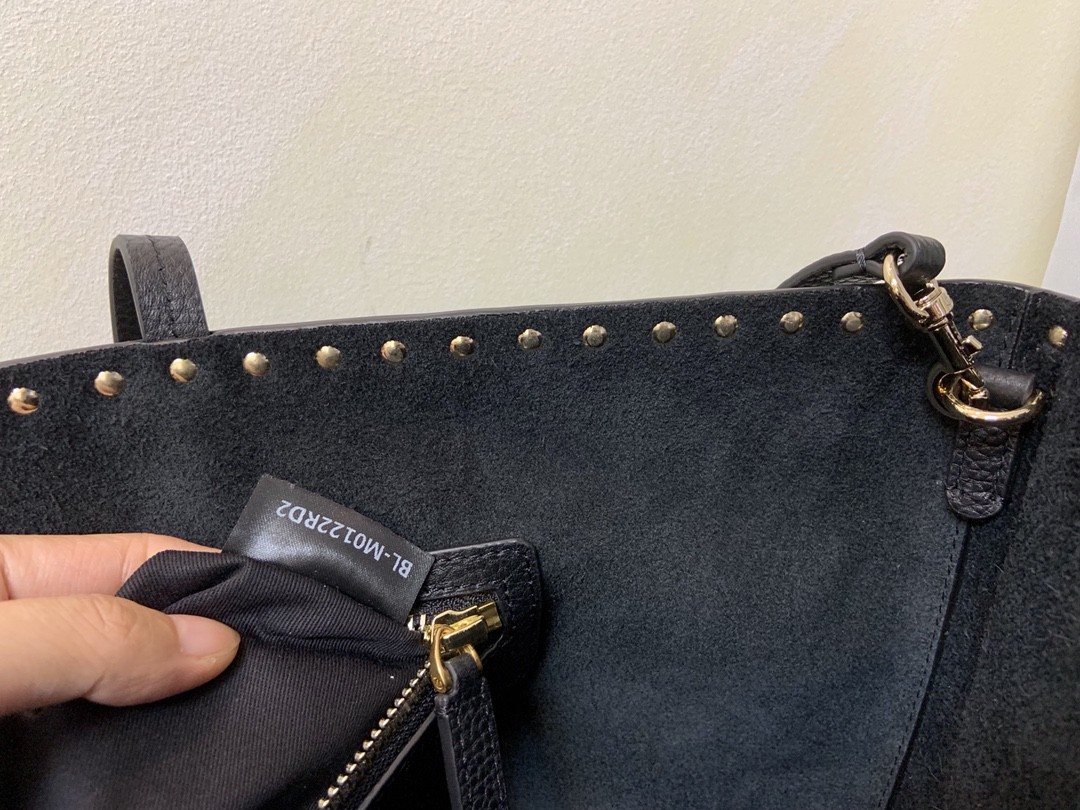 발렌티노 토트백