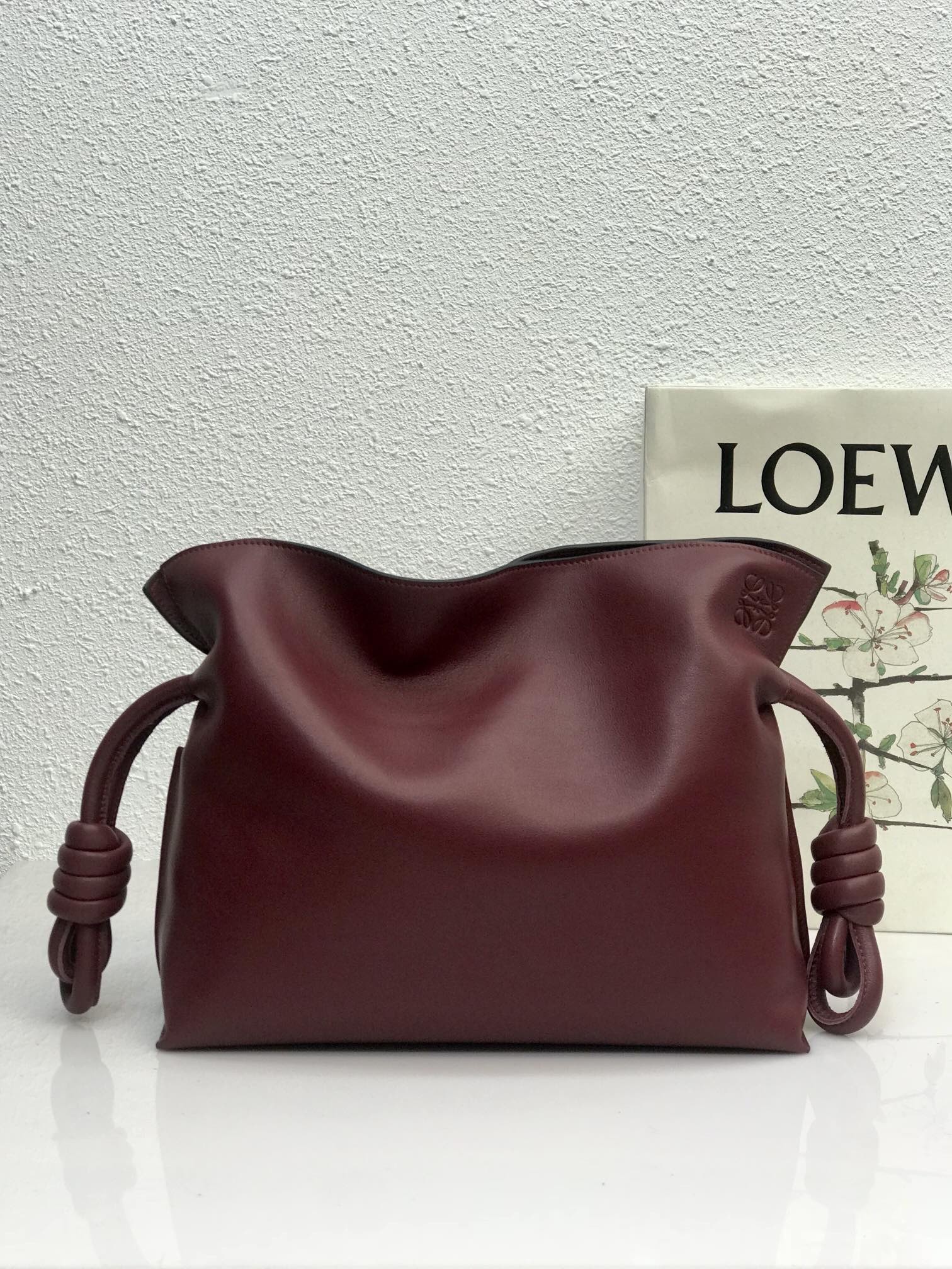 로에베 여성 숄더 백