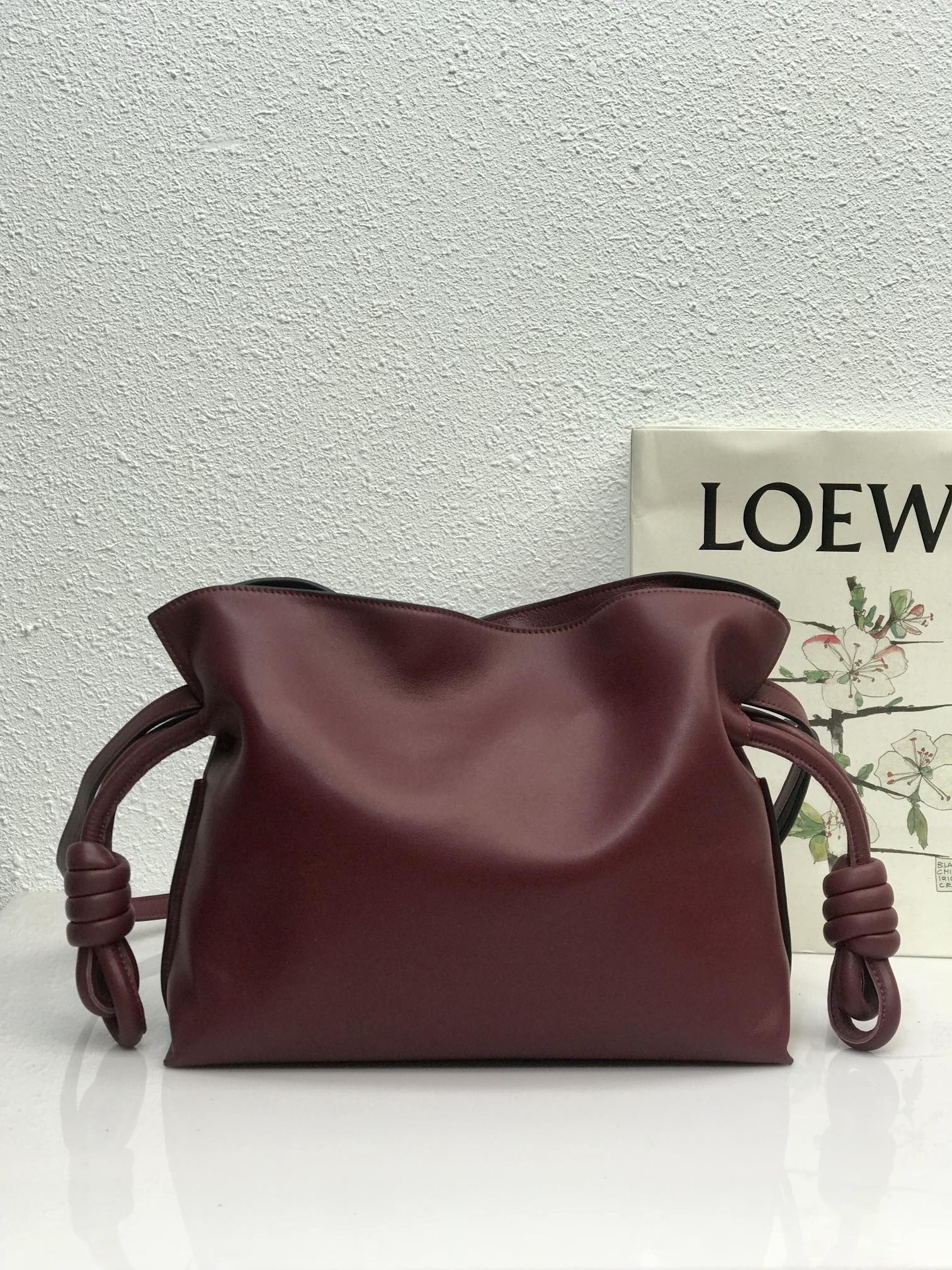 로에베 여성 숄더 백