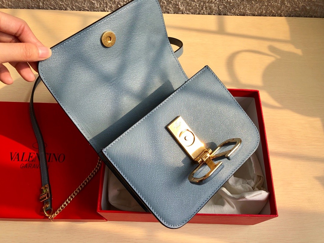 발렌티노 가라바니 숄더백