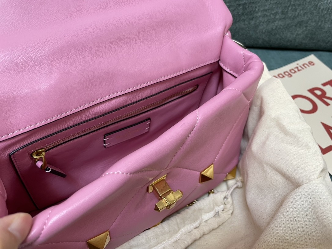 발렌티노 로만 스터드 체인백