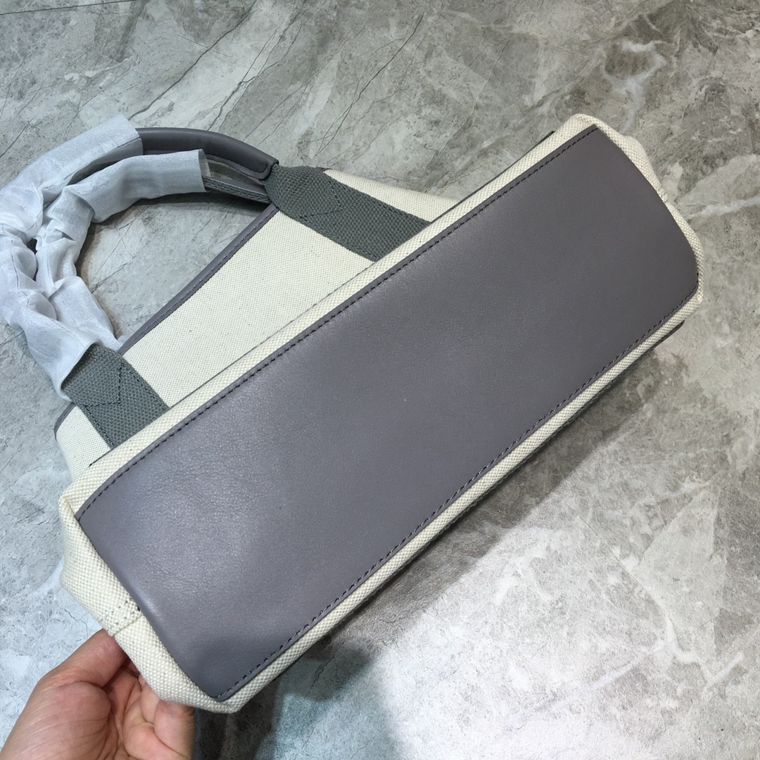 발렌시아가 카바스 S 토트백