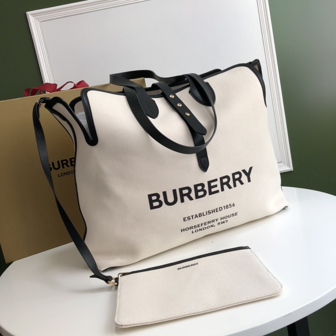 버버리 여성 토트 백