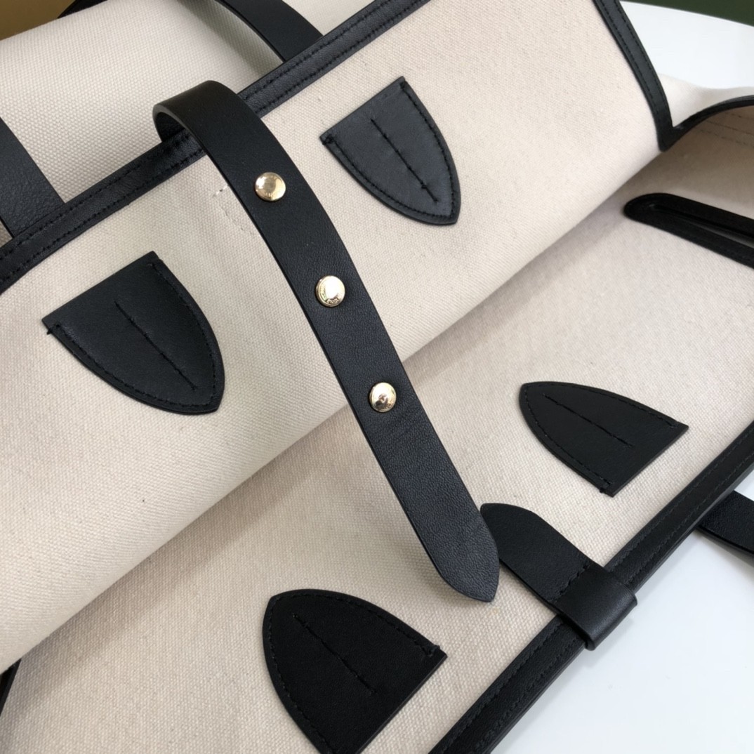 버버리 여성 토트 백