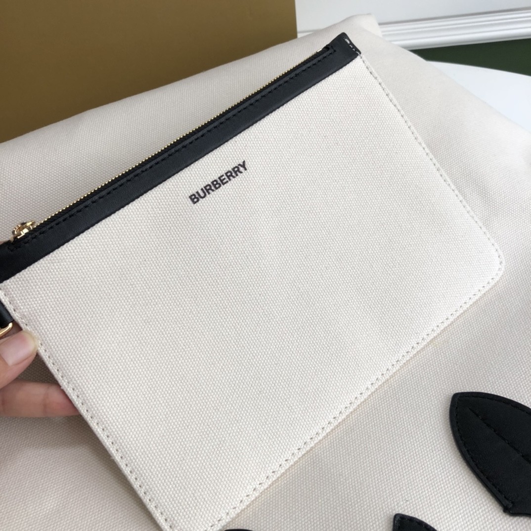 버버리 여성 토트 백