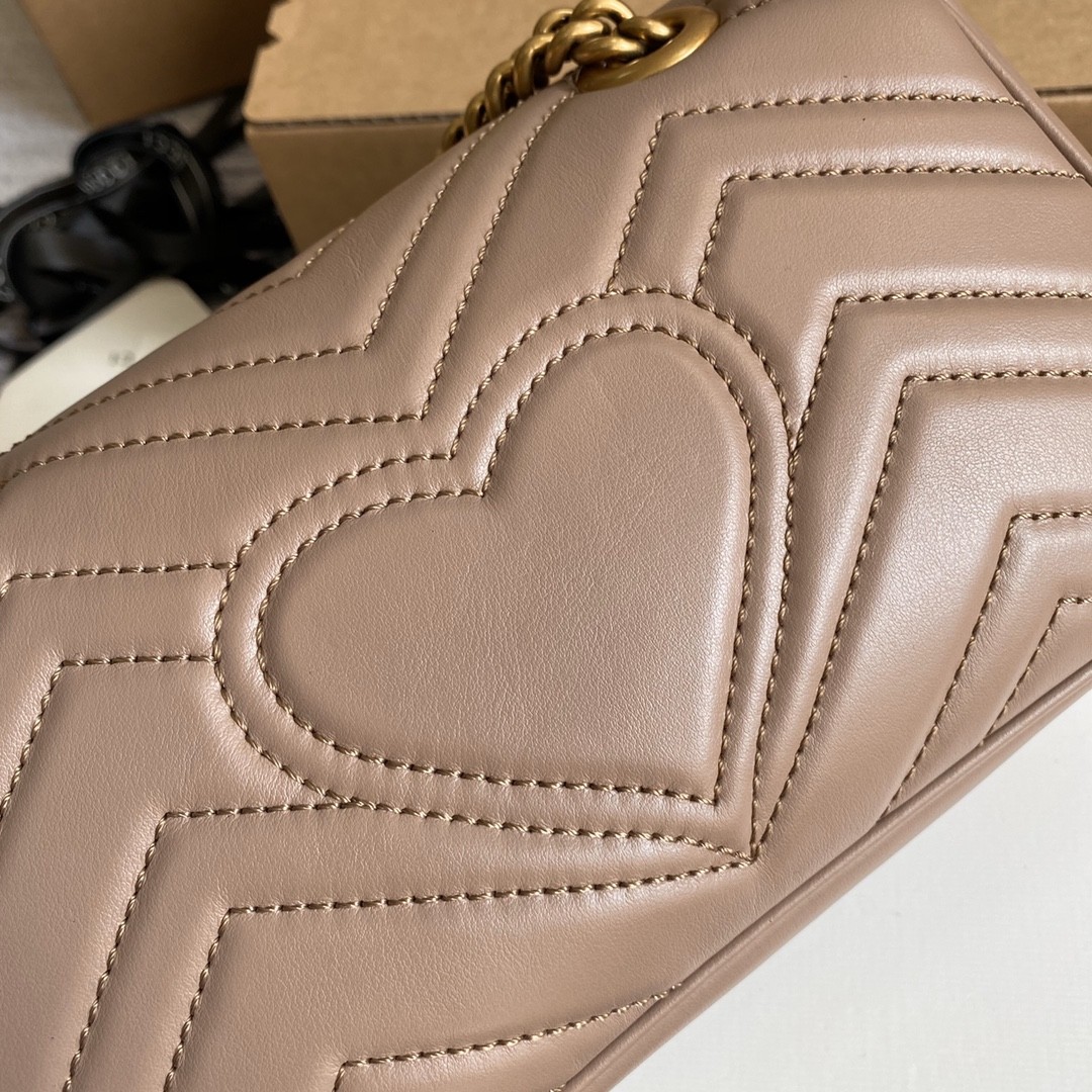 구찌 GUCCI GG 마몬트 마틀라세 미니백