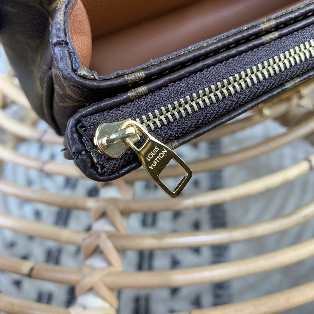 루이비통 LV Marceau 숄더 백