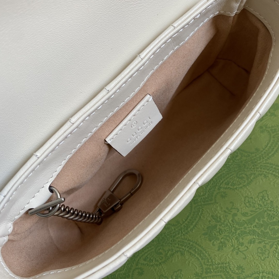 구찌 GUCCI GG 마몬트 마틀라세 슈퍼 미니 백