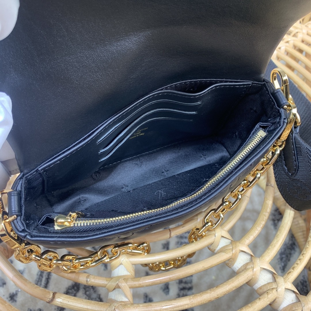 루이비통 LV Wallet on Strap 월릿 온 스트랩 숄더 백