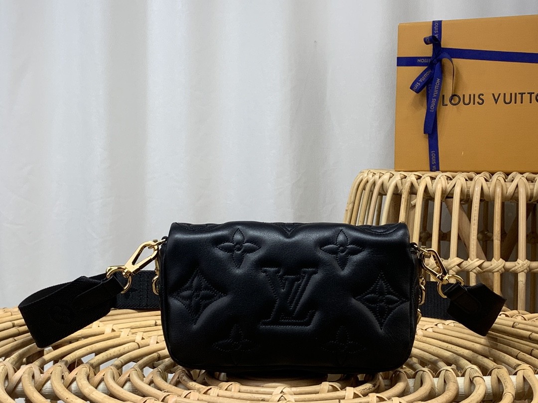 루이비통 LV Wallet on Strap 월릿 온 스트랩 숄더 백