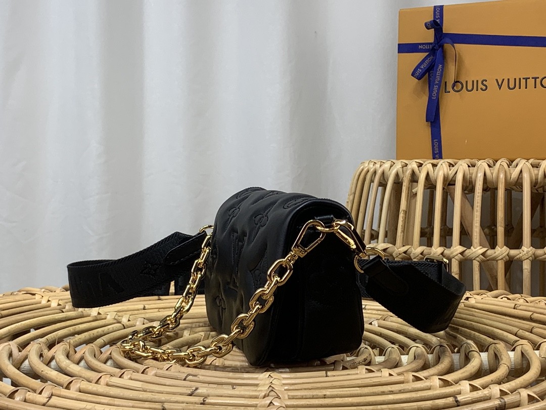 루이비통 LV Wallet on Strap 월릿 온 스트랩 숄더 백