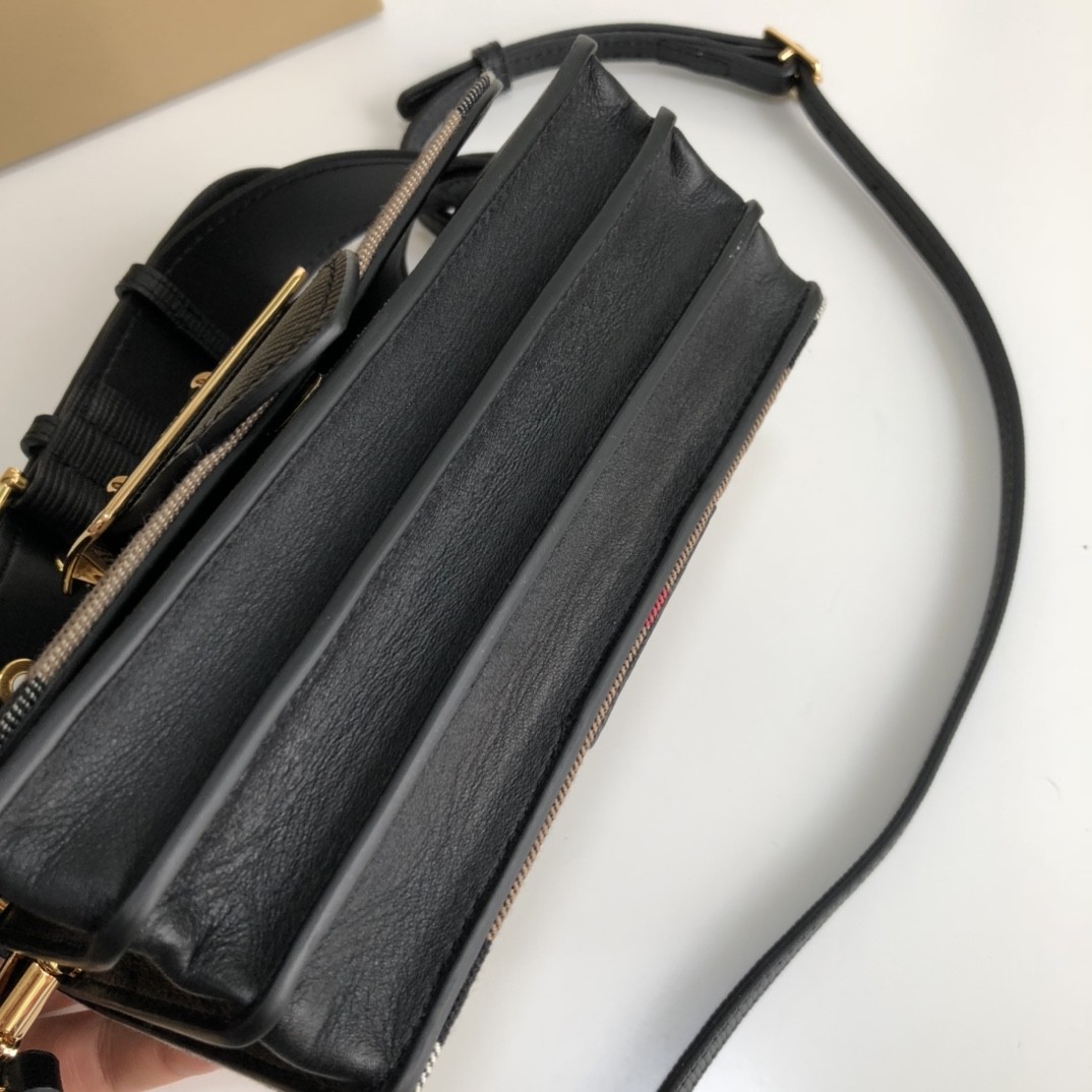 ﻿버버리 여성 숄더 백