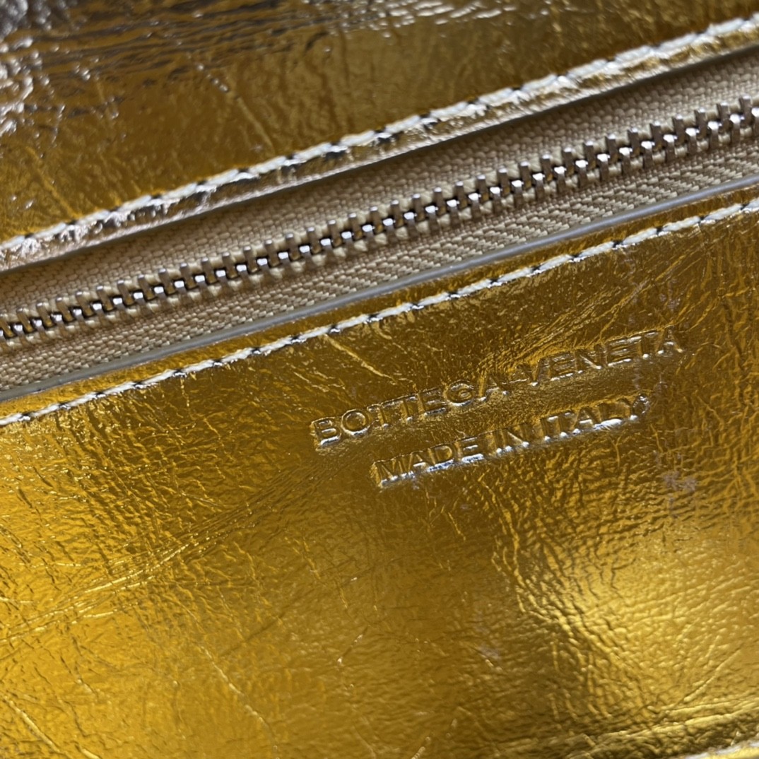 보테가베네타 카세트백