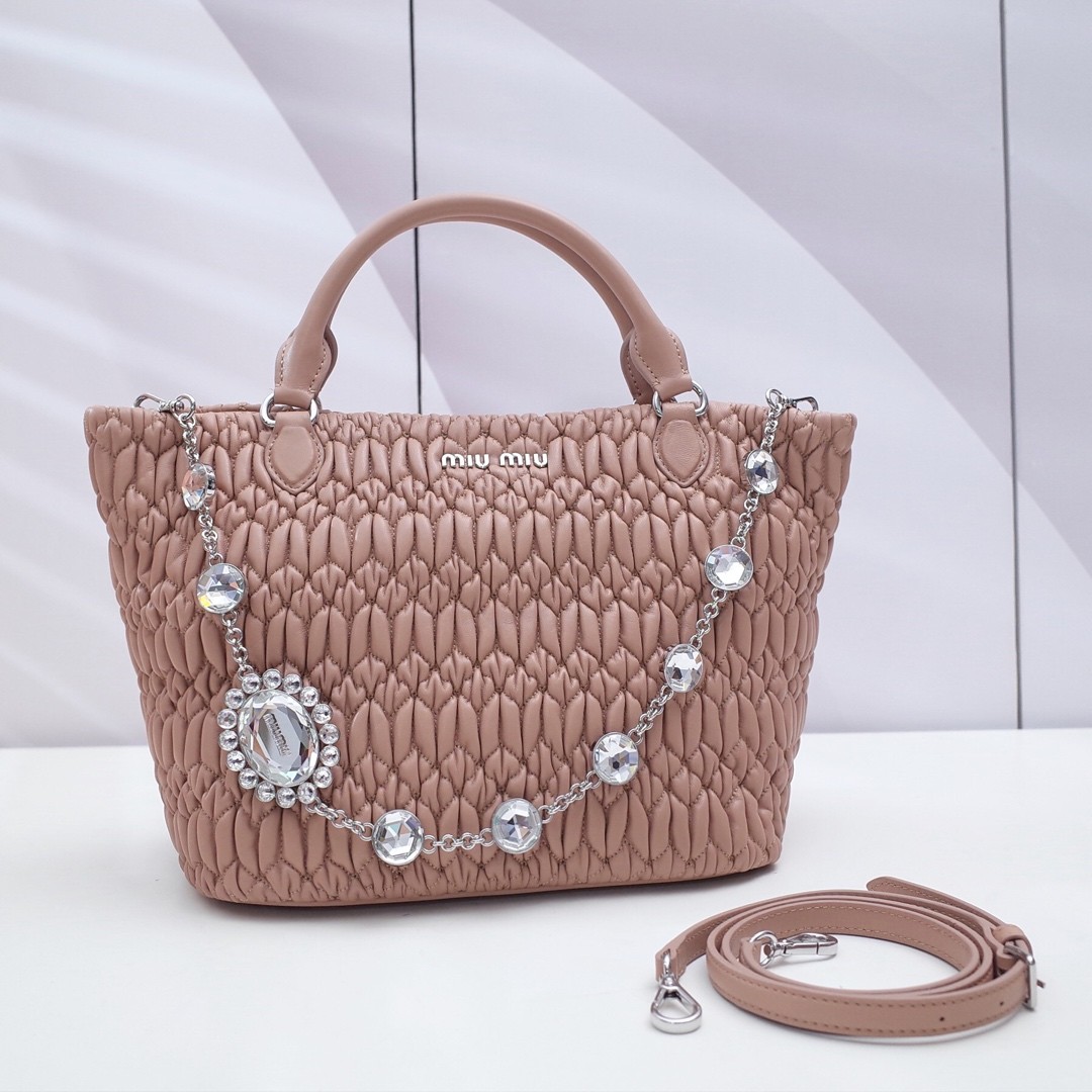 미우미우 마테라쎄 크리스탈 체인 투웨이 토트백